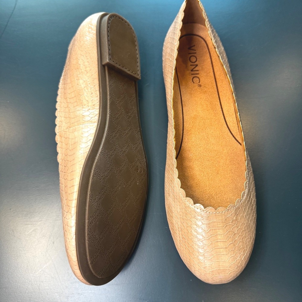 Vionic Julieta Women 9 Blush Pink Snake Embossed Scalloped Ballet Flats Orthotic